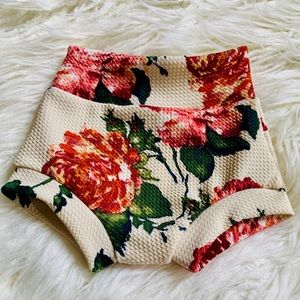 Floral high waisted bummies
